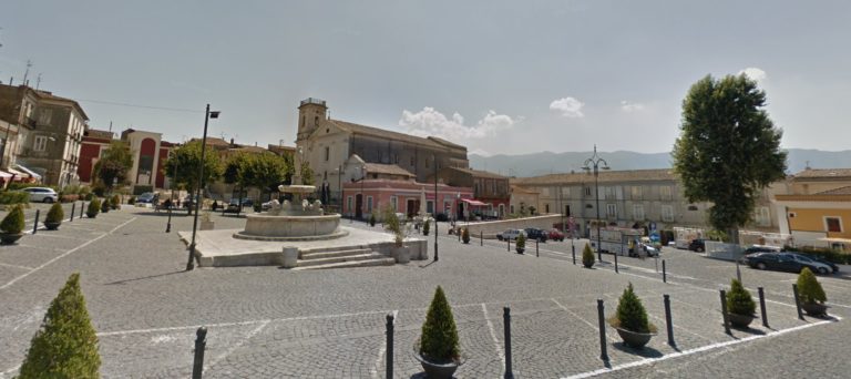1. montesarchio piazza umberto