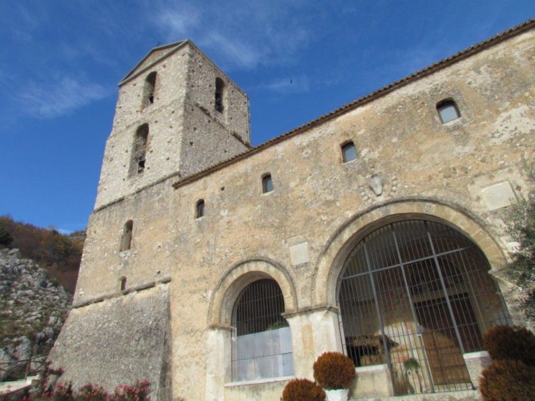 Bucciano, Santa Maria del Monte Taburno (1)
